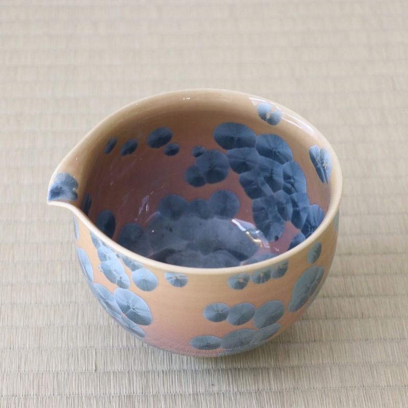 Top interior view of the Tōan Hana-Kesshō Ash Blue katakuchi bowl showing the pouring spout and blue-gray flower crystal glaze continuing across the interior