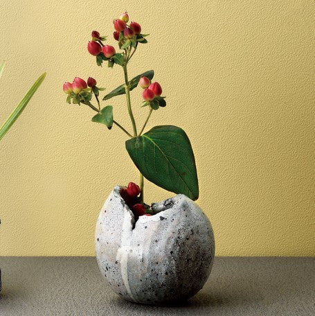 Flower Vase Tokoname Ware 常滑焼 石堂粉引ハゼ花器 Made in JAPAN