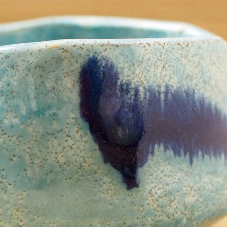 Blue Stream Matcha Tea Bowl l かいらぎ青流し 抹茶碗 美濃焼 日本製