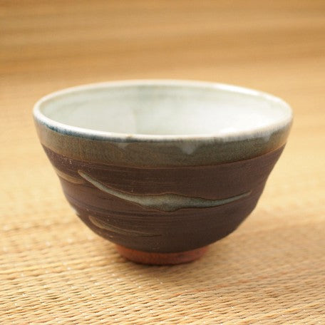 Mud Black Blue Matcha Tea Bowl l 黒釉青流し 碗形抹茶碗 美濃焼 日本製