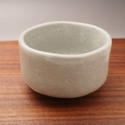 White Kannyu Matcha Tea Bowl