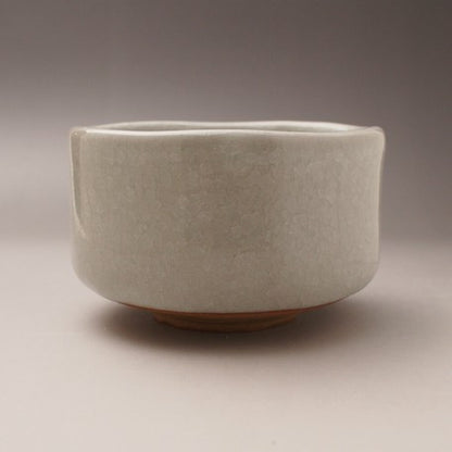 White Kannyu Matcha Tea Bowl