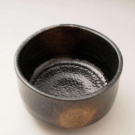 Black Gold Matcha Tea Bowl Blue  l 黒砂金 抹茶碗 美濃焼 日本製