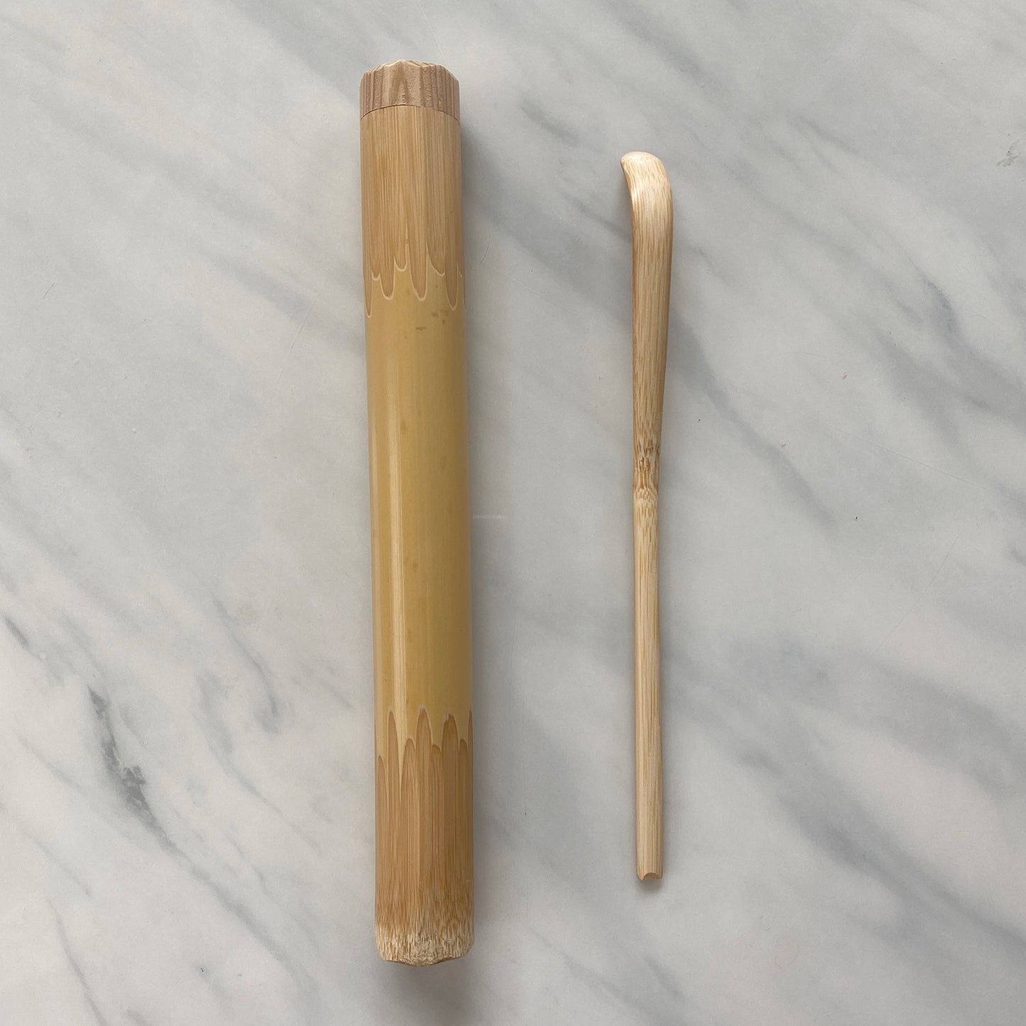 Shirotake Chashaku, Set of White Bamboo Matcha Scoop ＆ Case l 高山茶筅 白竹 茶杓 茶筒 セット